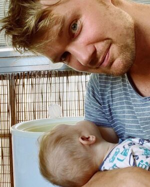 Joonas Suotamo Instagram - Nap time is an important part of a baby's day, but there's no time off when it comes to being a parent. 😴