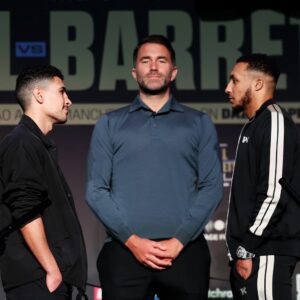 Jordan Gill Instagram - Who moves one step closer to a shot at a world title? 👑

#GillBarrett | Apr 13 | Live on DAZN