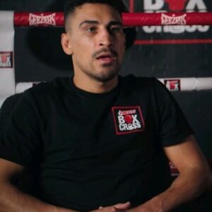 Jordan Gill Instagram - Next stop Dubai ✈️ We dropped in to hear all about how well @boxcrossuk have been doing since they opened in December and they did not disappoint. Membership numbers are climbing, their community is growing, and lives are changing for the better. You can go train with them right around the corner from us in Wisbech 🔥👌🥊

#jordanfitness #jordangill #boxcross #boxinggym #boxing #boxingtraining
#boxinglife #boxingworkout #gym #gymlife #gymowners #gymbusiness #fitness