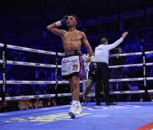 Jordan Gill Instagram - Belfast 🥶 what a buzz! Against the odds in the lion’s den, never any doubts. Massive comeback win to put me in the big leagues. Thanks for all the messages! Let’s go 🔥🔥🔥 #ConlanGill
