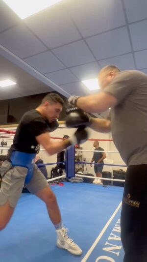 Jordan Gill Instagram - Firing on all cylinders and still over six weeks out from fight night 🔥 @itsjordangill 

#GillBarrett live on @daznboxing, Apr 13 👊