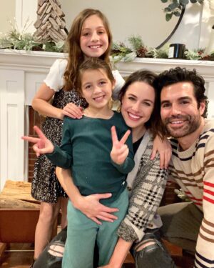 Jordi Vilasuso Instagram - Hey there!👋 Been a minute…hope you all are having a great start to 2023!!!❤️❤️❤️