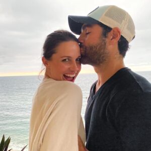 Jordi Vilasuso Instagram - Happy birthday to my #1!! I thank God for all the love, joy, and kindness you bring to me, our daughters, families, and friends lives. You have the most beautiful heart and I am so grateful that I get to spend my sunsets with you, my LUCKY CHARM! ❤️🍀🥳