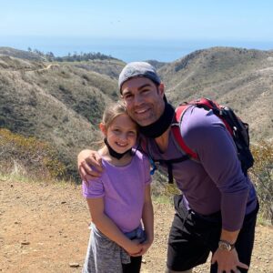 Jordi Vilasuso Instagram - Kicking off Riley’s spring break with a beautiful hike in the Santa Monica Mountains! BTW, twinning with my daughter was not planned 🤣