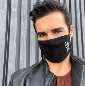 Jordi Vilasuso Instagram - Be safe and wear a mask...oh and watch @youngandrestlesscbs ! #yr ❤️
