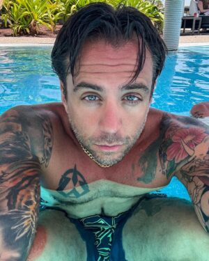Jordi Wild Instagram - 🤫🧏🏼‍♂️