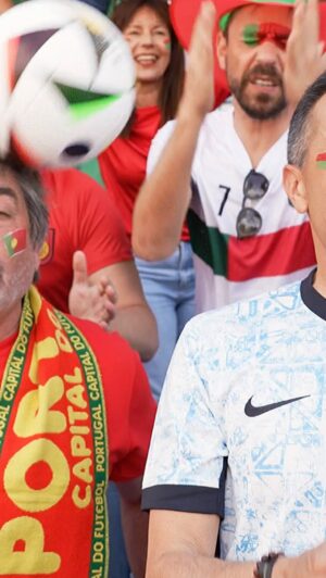 Jorge Gabriel Instagram - Já estamos concentradíssimos para ver a nossa Seleção 🤓 
Vamos Portugal, vamos campeões ⚽️🤞

🇵🇹 vs 🇹🇷

#realvidaseguros #portugal #euro2024 #segurosnoeuro2024