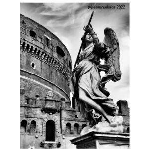 José Manuel Seda Instagram - "Arrivederci, Roma
Good bye, good bye
Au revoir..."
Grazie mille!

Gracias @sanroman85
por acompañarme en este viaje, y al @realbetisbalompie por darme una excusa para visitar una ciudad inolvidable, eterna...!
Os dejo unas cuantas postales para dejar una mínima constancia de tanta belleza.

Ci vediamo presto!

#roma #viajes #travelphotography #travelling #photography
#postales #postcards #blancoynegro #blackandwhite #arte #art #belleza #beauty #bnw #bnw_life #bnwmood #bnw_captures #fotografía #bnwphotography #bnw_greatshots #betis #travels