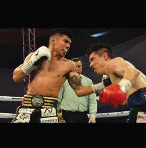 Joselito Velazquez Instagram - Gracias a Dios ganamos una pelea más. Muchas gracias q toda la gente que me apoya y me sigue, seguiré trabajando duro para hacer mejor cada pelea. 

Gracias a todo mi equipo @pepegomez1 @memorochaa @kuchleo @frankespinoza48 @frankespinoza48  @caneloteam @houseofboxing @boriztecaboxing1 @casanova_noboxingnolife @nestor_clutch_avila 

Todo mi agradecimiento a mis patrocinadores por creer en 
@carpediemnightclub @carpediemnightclub realfighterbrand @mexo.company @atemporal_arquitectura @tiger_producer_tg @noboxing_no_life @elrancherodetulum @noboxing_no_life @jm_agencia_inmobiliaria