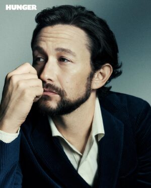 Joseph Gordon-Levitt Instagram - Introducing our next ‘The Dreamers’ cover star Joseph Gordon-Levitt (@hitrecordjoe) 🌦️

“For me, the most moving stories are the most complicated ones, because that’s what life feels like.”

Joseph Gordon-Levitt has probably earned the right to just be Joseph Gordon-Levitt, but complacency isn’t in the actor’s DNA. Seizing any opportunity to explore the boundless potential of filmmaking, he’s Hollywood’s secret powerhouse.

Full story is available in stores worldwide now 🌍

Photographer @rachell_photo 
Stylist @ejwitt 
Writer @amberawlings 
Groomer @thisjenna at The Wall Group
Photographers assistance Ruth de la Cruz, @elysejankowskiphoto 
Producer @abbyrothwell