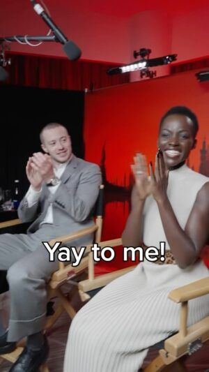Joseph Quinn Instagram - Cat got our tongues 😸 @lupitanyongo @josephquinn #AQuietPlace #DayOne #Caturday #WordChallenge