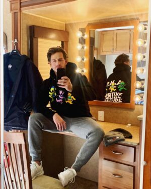 Josh Dallas Instagram - It’s all about a P.M.A today! #pma #chinatownmarket #gratefuldead #manifest