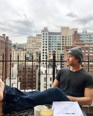 Josh Dallas Instagram - Happy Sundays! #sunday