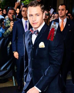 Josh Dallas Instagram - Hey @elizabethbanks, I see your Hanks-on-Banks and I offer you a Posh-on-Josh.