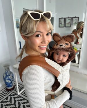 JuJu Chan Instagram - ❤️ 🐿️ 🇦🇺 Happy Saturday 🥰🐨💕

#sydney #momdaughter #newborn #baby #australia 
@lovesakurabloom
