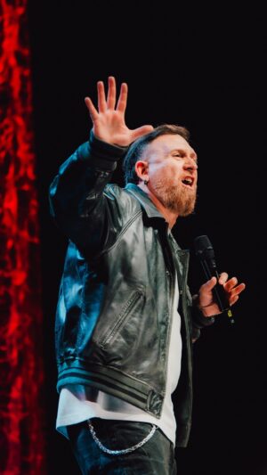 Juan Pablo López Instagram - Llegó su momento “No lo olvida” 😂

SANTIAGO:
- 14 Septiembre, Teatro Oriente, doble función, 20 y 22 horas.

REGIONES:
- Pucón, 25 Julio, doble función, Blackforest
- Victoria, 26 Julio, doble función, Taberu
- Temuco, 27 Julio, Teatro Municipal
- Buin, 8 de Agosto, Teatro Municipal
- Antofagasta, 31 Agosto, Teatro Municipal
- Linares, 7 Septiembre, Teatro Municipal

🎟 Calendario y tickets en www.lopezcomediante.cl

🎥 @tereacevedoe @sebabertoni 

#santiago #humor #comedia #chile #standup #standupcomedy #risas #interaccion