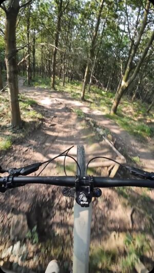 Juan Pablo Raba Instagram - Amando esta bici @propain_bicycles @propain_latam  Tyee CF Mx. 
Amando estos trails! Gracias a tod@s quienes los mantienen en buen estado.
I❤️ Bilbao.

Loving this bike, loving these trails.
Still discounts world wide with my code tw-juan15
If you’re ever around Bilbao please ride Artxanda!
This is Maxxis Jumps and upper Maxxis.