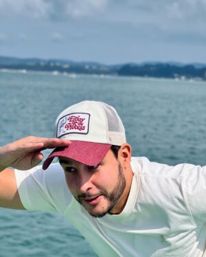 Juanfe Sanz Instagram - 📍 🗺️ Primer destino: Santander 🌊 😎😍

#chiringuito #summertime #summer #verano #holidays #holiday #chiringuitodejugones #tv #tvshow #sea #sealife #playa #workout