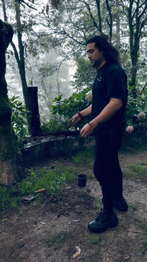 Jubin Nautiyal Instagram - The best time to plant a tree was 20 years ago . The second best time is NOW . Harela Ki Shubhkaamnaye . #PlantingHope .