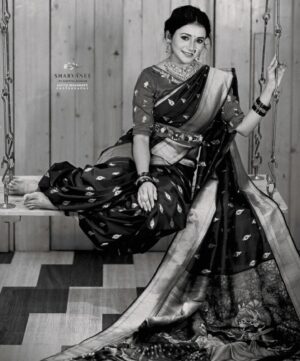 Jui Gadkari Instagram - Draped royally in this hand painted custom Paithani by @sharvaneebysheetalsahane 

MUAH and loc- @asmita_makeup_hairartist 
Captured by- @aditya_waghmare_photography 

#juigadkari #blackandwhite #nauvari #maharashtrian #royal #paithani #retro #marathimulgi #actress #sayali #tharlatarmag #tanpura #veena #indian #traditional #culture
