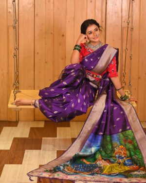 Jui Gadkari Instagram - Custom made hand painted saree and thread needle hand embroidery blouse by @sharvaneebysheetalsahane 

MUAH and Loc courtesy- @asmita_makeup_hairartist 
Clicked by- @aditya_waghmare_photography 

#nauvari #saree #handpainted #radha #krishna #juigadkari #marathimulgi #actor #sayali #ttm #tharlatarmag