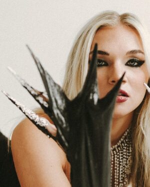 Julia Hart Instagram - Toxicity🖤
Just wanted to give Dani a big shout out for putting together the coolest photoshoot I’ve ever done. She is one of a kind.❤️ 
@theeditorialstyle 
@dear.salem