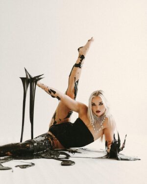 Julia Hart Instagram - Toxicity🖤
Just wanted to give Dani a big shout out for putting together the coolest photoshoot I’ve ever done. She is one of a kind.❤️ 
@theeditorialstyle 
@dear.salem