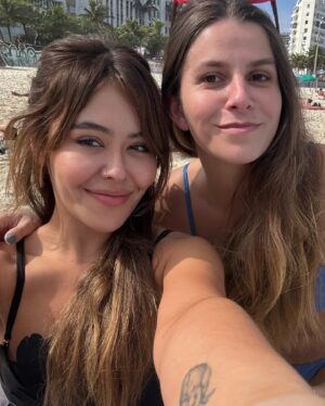 Juliana Velásquez Instagram - Ay, Brasil 🇧🇷 

Tú y tu manía de quererme enamorar 🥹❤️‍🔥🦋💘⛰️