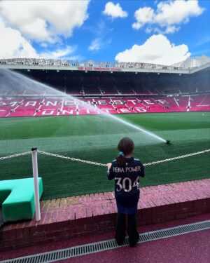 Julianna Peña Instagram - ⚽️🥅⚽️🥅⚽️🥅Got the opportunity to tour the iconic and historic @manchesterunited! One thing I loved is the fans actually watch the game because there are no jumbo screens at all! They said if you want to watch screens, stay home!! I loved that! A tour I will never forget! Thank you for the warm hospitality for my girl and I @manchesterunited ! #ggmu #manchester #manchesterunited #football #becks #ronaldo #peñapower ⚽️ 🥅⚽️🥅⚽️🥅