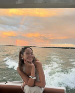Julie-Anne Ho Instagram - Ill forever remember my 33rd year on 🌎 as the year where I was able to forgive, to heal, to make peace, to set boundaries, to let go, to move forward and to start building the future I want for myself financially, physically but most importantly emotionally. I’m a work in progress but I’m proud of where I’m at and where I’m heading. 34 you’re on ✨ ps. Thank you for tagging along in my journey 🥹❤️