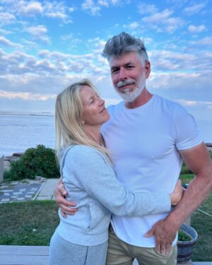 Julie Bélanger Instagram - La Côte-Nord.
La famille.
Les vacances.
Tout ça m’a fait un bien fou.
Merci ❤️🦞💫