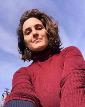 Julieta Díaz Instagram - que ya pasó el agua 
bajo este puente 
y la vida mostró 
la otra cara del sol. 

Fuera la mentira. 

🙏🏽✨