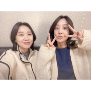 Jung Ryeo-won Instagram - .
👩‍🎓
졸업