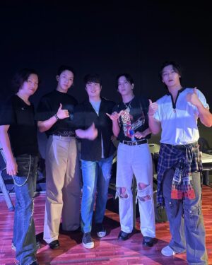 Jung Yong-hwa Instagram - 🙍‍♀️🙎‍♂️: @soundberry_festa 다녀왔는데, 씨엔블루 공연 진짜 엄청 재밌더라.