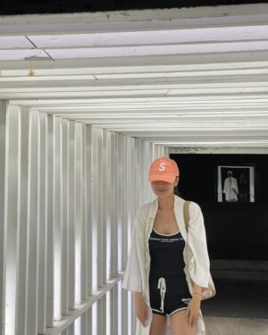 Jung Yoo-jin Instagram - 🐳🐤🩵
