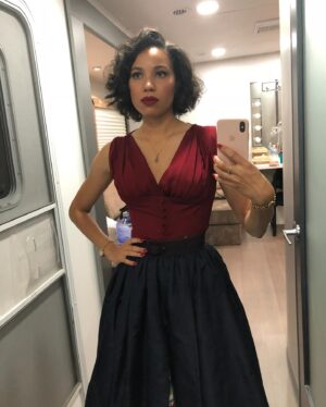 Jurnee Smollett Instagram - Letitia F*cking Lewis, y’all. Choose your fighter. (And before y’all start getting too excited, I’m not hinting at anything!!)

“Lovecraft Country” burst onto the scene 4 years ago today and Leti was born. This fierce, fearless, and unapologetically bold character forced me to dig deeper and connect to my inner strength and resilience. From battling monsters to fighting for justice, Leti showed me what it means to be a true warrior. Forever grateful to @mishatrillxxl for giving me the opportunity to have brought her to life and to the fans who keep her spirit alive. Here are some of my favorite moments and some extra BTS to commemorate 🖤✨ #LovecraftCountry #LetiLewis #CinemaFriday

📷 @eli_joshua / HBO
