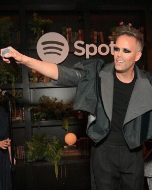 Justin Tranter Instagram - Grammy week has just begun and the looks are already looking….also having my dearest nyc era bff’s in town has been beyond magical. 💙🏆💙