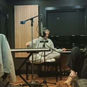 Justin Tranter Instagram - It’s rare to come across a new artist who actually writes, SINGS and is a fucking blast to hang out with. @reneerapp is all of those things. She is so wonderful I went to New Jersey on purpose to write these songs with her, Skyler Stonestreet and Alexander 23. Check out Pretty Girls, Gemini Moon, Poison Poison and I Wish. (Asbury Park was actually amazing, Vegan and gay friendly…so I shouldn’t be so shady to NJ;)