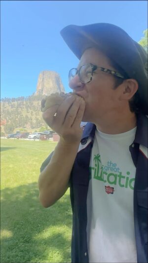 Justin Warner Instagram - Starting my #Grillcation at Devil’s Tower inspired me to build a devilishly spicy dog that towers over any you may find along the road. The spicy Dietz & Watson Beef HOT Dietz Dogs lay the groundwork for a kicked up cheese sauce and crunchy fried jalapenos. Luckily a formation this big has plenty of shade, because I was feeling the heat? Where is your #Grillcation taking you?