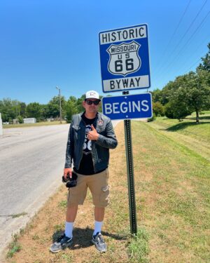 Justin Willits Instagram - I love Missouri. What state would you love to live in besides the one you do now?
