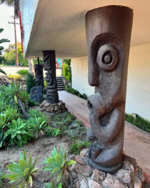 Justin Willits Instagram - Tiki! Fate led me to the Tiki apartments while I was getting my classic bikes fixed today, perfect to get me in the mood for tiki slinging at @exotikonfestival this weekend! They’re doing the @sventikikirsten auction which means tiki history will be all over the shop! Excited! See you Sunday!
