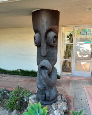 Justin Willits Instagram - Tiki! Fate led me to the Tiki apartments while I was getting my classic bikes fixed today, perfect to get me in the mood for tiki slinging at @exotikonfestival this weekend! They’re doing the @sventikikirsten auction which means tiki history will be all over the shop! Excited! See you Sunday!