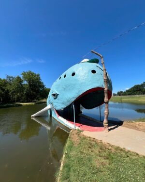 Justin Willits Instagram - The Blue Whale of Catoosa, Oklahoma! Incredible Route 66 icon and one of the most famous homemade roadside wonders in America!