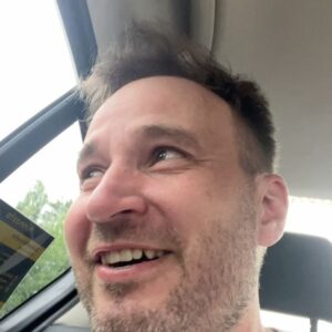Juuso Mäkilähde Instagram - SuomiPopit. Oulu ja Jyväskylä. Melkosta sekoilua. Mutta hauskaa oli. Kiitos varsinkin meidän livelähetysten ystäville. Vikaan videoon tiivistyy kaikki. Tiina-Reetta❤️