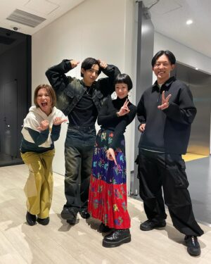 KEN THE 390 Instagram - 𝟮𝟬𝟮𝟰 𝙈𝙀:𝙄 𝙇𝘼𝙐𝙉𝘾𝙃𝙄𝙉𝙂 𝙎𝙃𝙊𝙒
〈 𝙈𝙀:𝙄𝘾𝙊𝙉𝙄𝘾 〉

行きました！
みんな最高に輝いてました✨
ありがとう！

 #ME_ICONIC