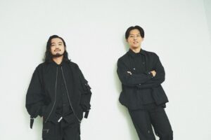 KEN THE 390 Instagram - ナタリーにて連載している、ジャパニーズMCバトル：PAST＜FUTURE hosted by KEN THE 390 EPISODE.8の対談ゲストにR-指定が来てくれました！

この日お互いの連載にゲスト出演したので、結果4時間くらいずっと対談してました笑

それもあっという間に感じるほど濃密です！ぜひナタリーからご覧ください！