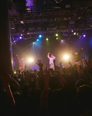 KEN THE 390 Instagram - 早く次のLIVEがしたいですねー！📸📸📸
#kenthe390