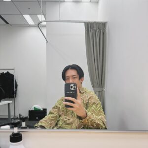 KEN THE 390 Instagram - 年末に向けてライブが3つあるので、是非新作のEP聴いて遊びにきてくださいね！

そして、
LIVE会場限定でCDも販売されることになったので、
ライブに来た際は物販にもお立ち寄りください💿

会場で会えるのを楽しみにしています！

　
12/25(月) Dis4U at R LOUNEGE 7F (SHIBUYA)
12/26(火) ASOBIMASHOW at Shinjuku ReNY
12/28(木) KEN THE 390 YEAR END PARTY 2023 〜LIVE & TALK〜 at 神楽音 (神楽坂)

#kenthe390