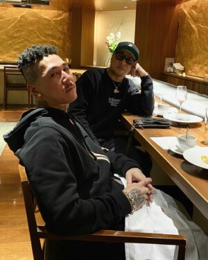 KOWICHI Instagram - 👑👑👑