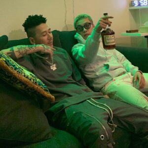 KOWICHI Instagram - デロ、アルバムリリースおめでとう🍾